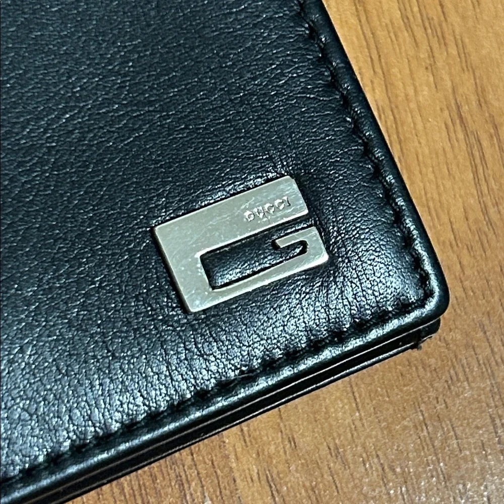 Authentic Gucci Leather Flap Card Case